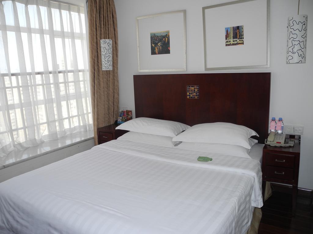 Chicago Suites International Shenzhen Room photo